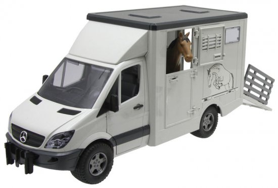 Finland product data sample: Bruder Mercedes Benz Sprinter hevoskuljetusauto