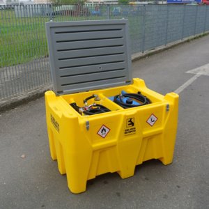 POLTTOAINES&Auml;ILI&Ouml; 440L DIESEL +50L  ADBLUE / 12V