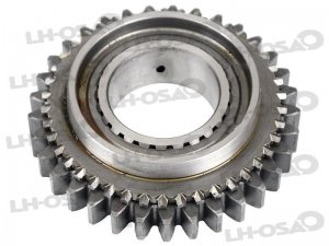 KOLMOSRATAS ALA-AKSELILLA